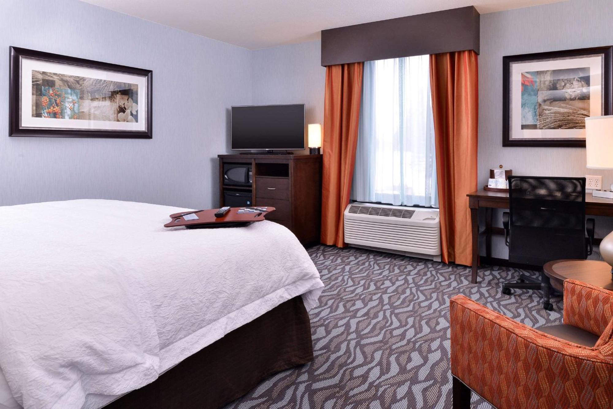 Hampton Inn Potsdam Exterior photo